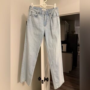 Low Rise Jeans
